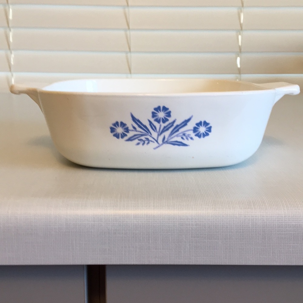 Corning Ware Blue Cornflower  One Quart